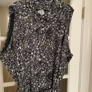 *NWOT* Roaman’s patterned maxi dress